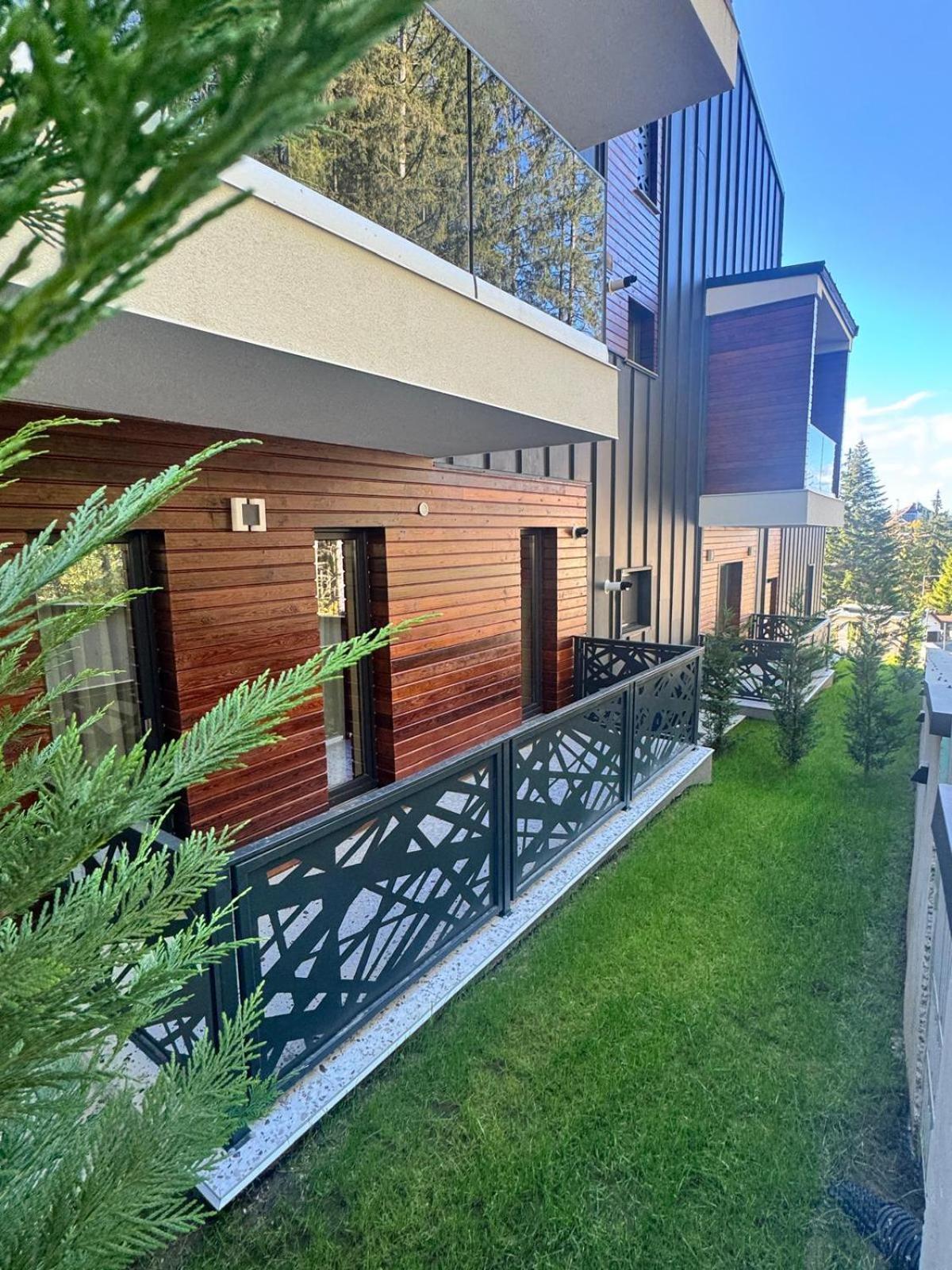 Montan-Aparthotel Predeal Extérieur photo